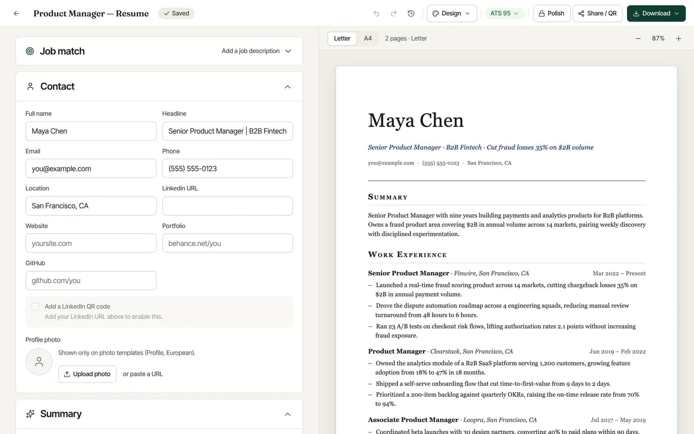 Resume editor with the form on the left, a live preview on the right and the ATS score in the toolbar