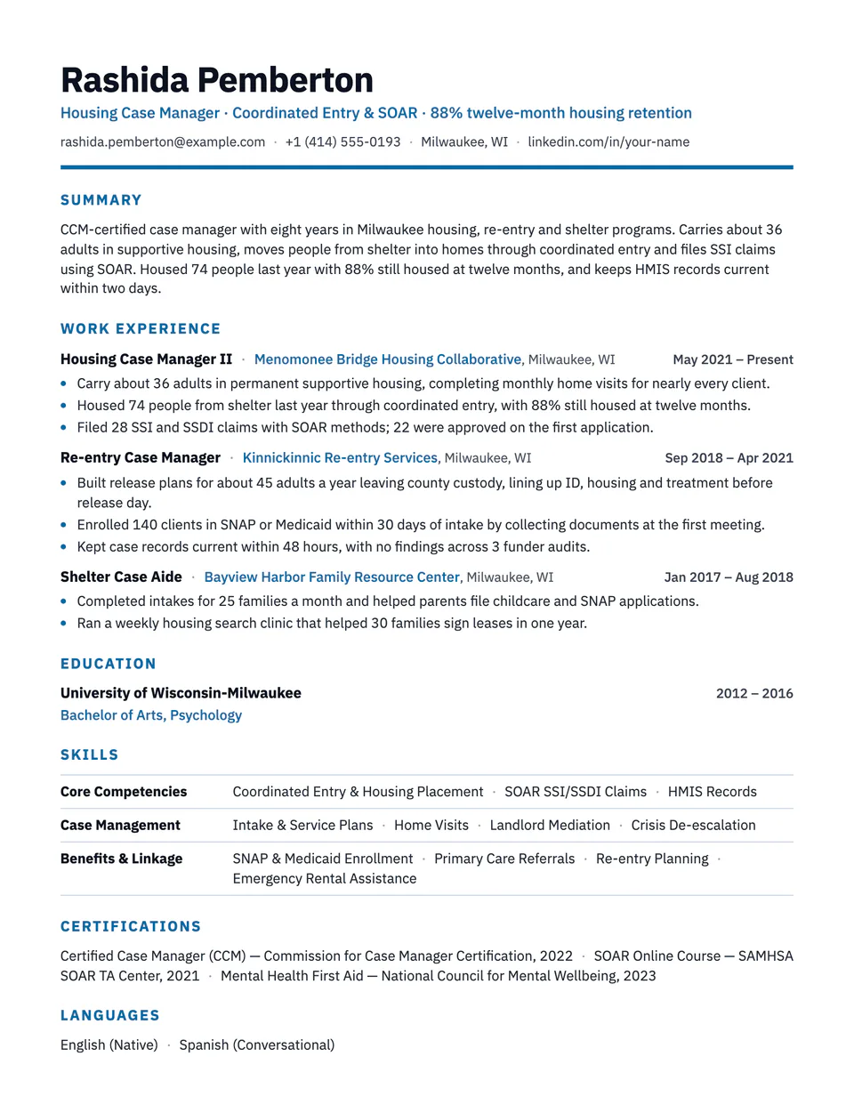 Case Manager sample resume in the Strata template